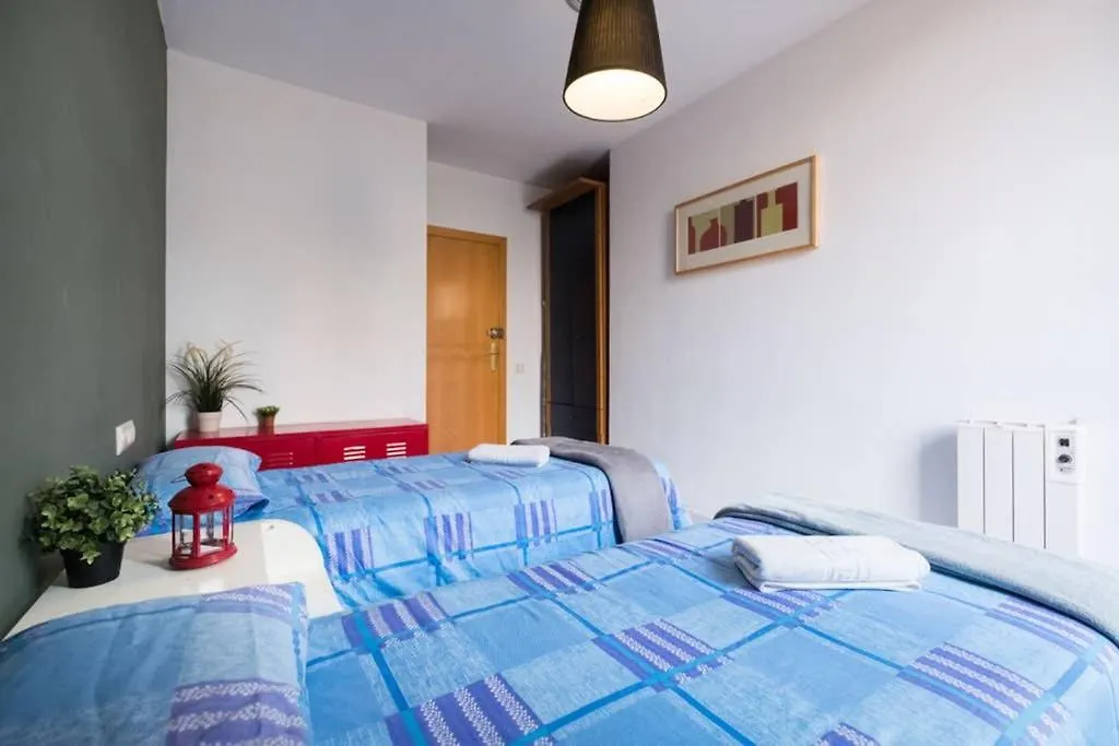 5 Pax Santa Monica Ramblas Barcelona Apartment
