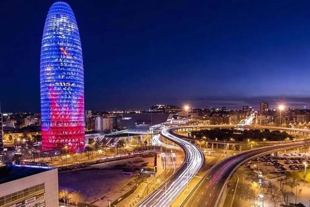 5 Pax Santa Monica Ramblas Barcelona Apartment