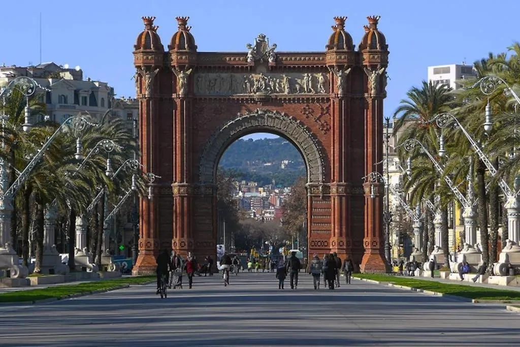 5 Pax Santa Monica Ramblas Barcelona Apartment